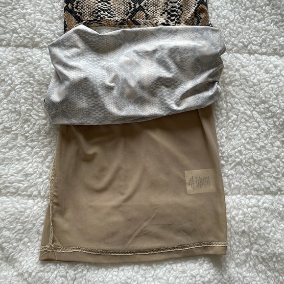 snakeprint midi dress - Picture 3 of 9